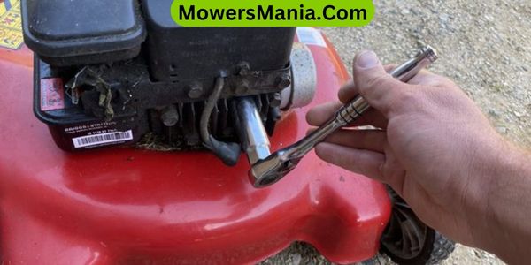 How To Change a Lawn Mower Spark Plug