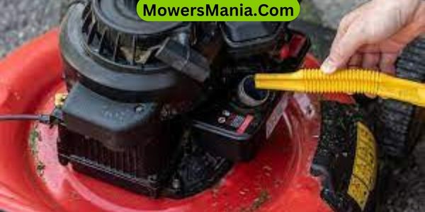 How to Clean a Gas Tank On a Lawn Mower