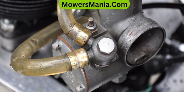how to clean a riding lawn mower carburetor